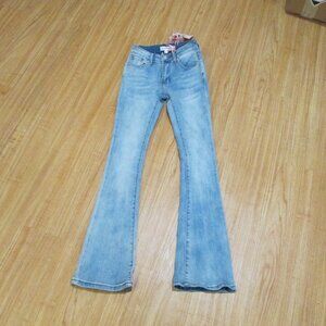 LOVE SOHO DENIM Light wash SIZE 0 comes w/mini pink bows Women's